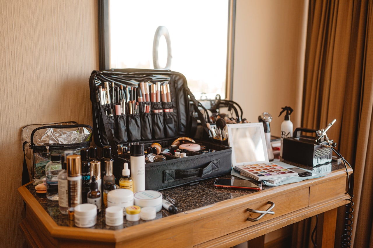 Comparación de maquillaje de novia con aerógrafo y técnica tradicional en Barcelona